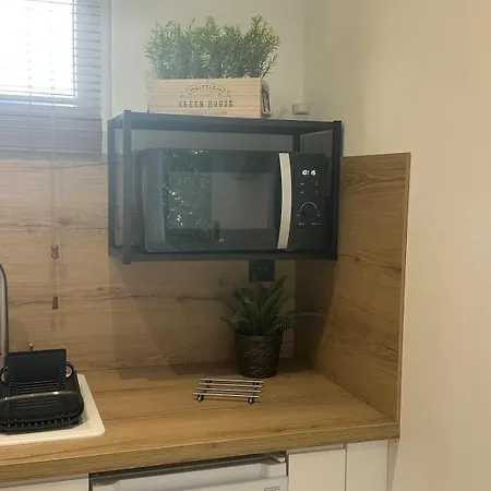 Jolie Proche Du Pont Du Gard * Vers Pont du Gard